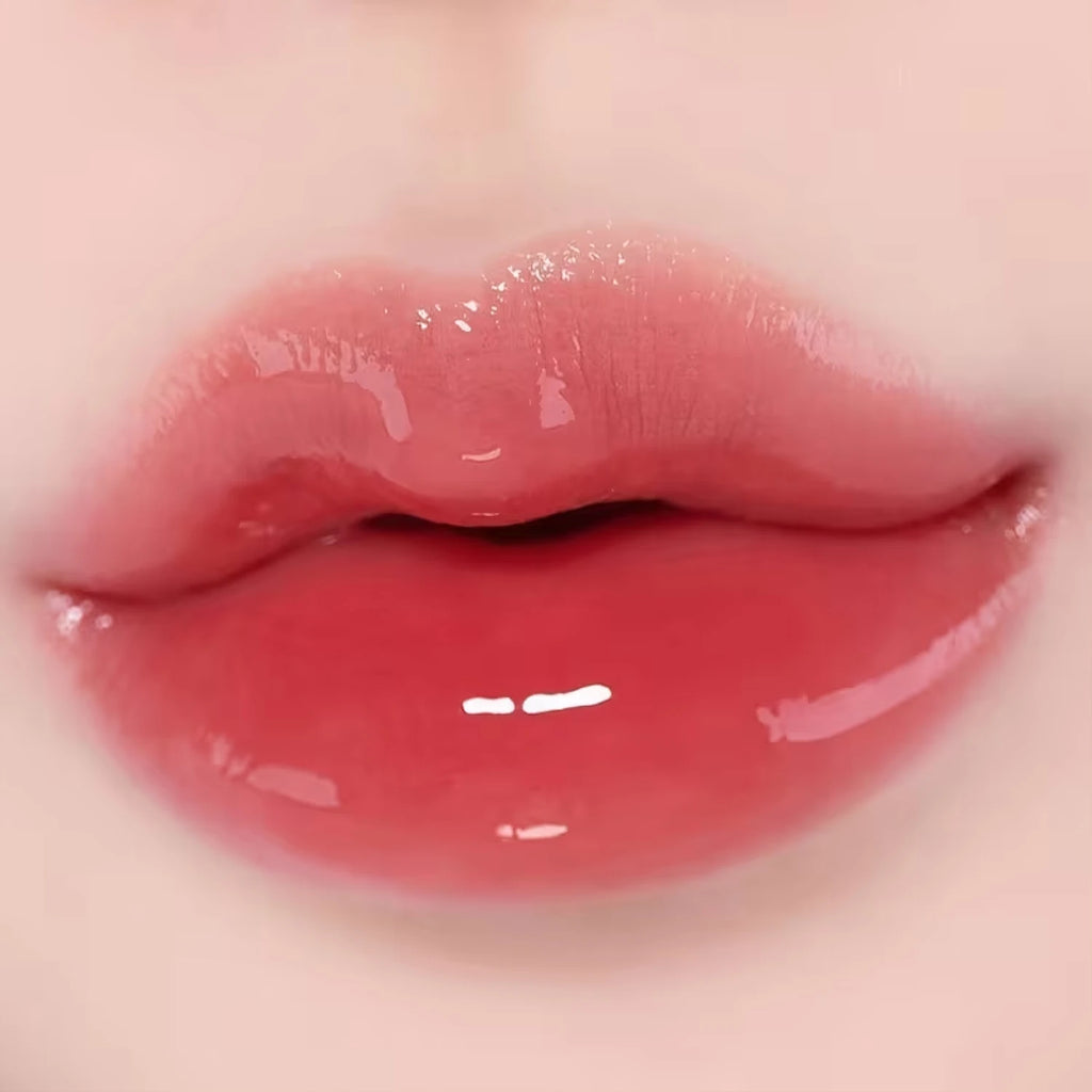 Lip Plumper 5g with Ginger Oil & Peptides - Moisturizing Non-Sticky Lip Balm, Smooth & Voluminous Lips